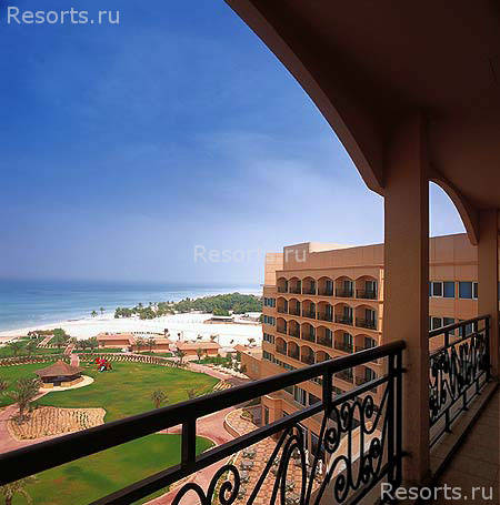 Danat Resort Jebel Dhanna 20